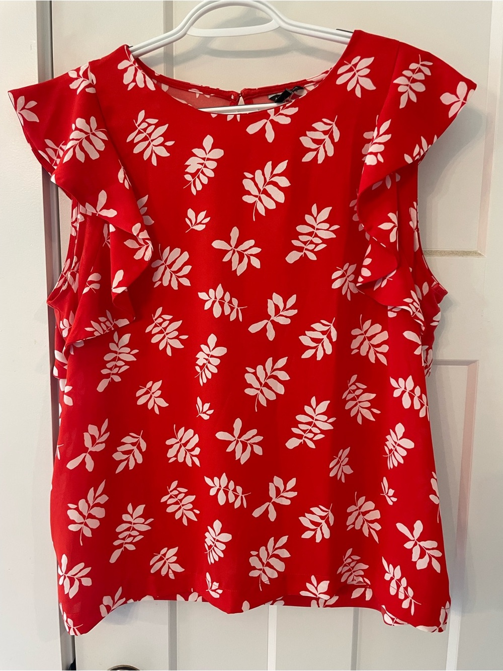 Ann Taylor Red Floral Ruffle Sleeve Top